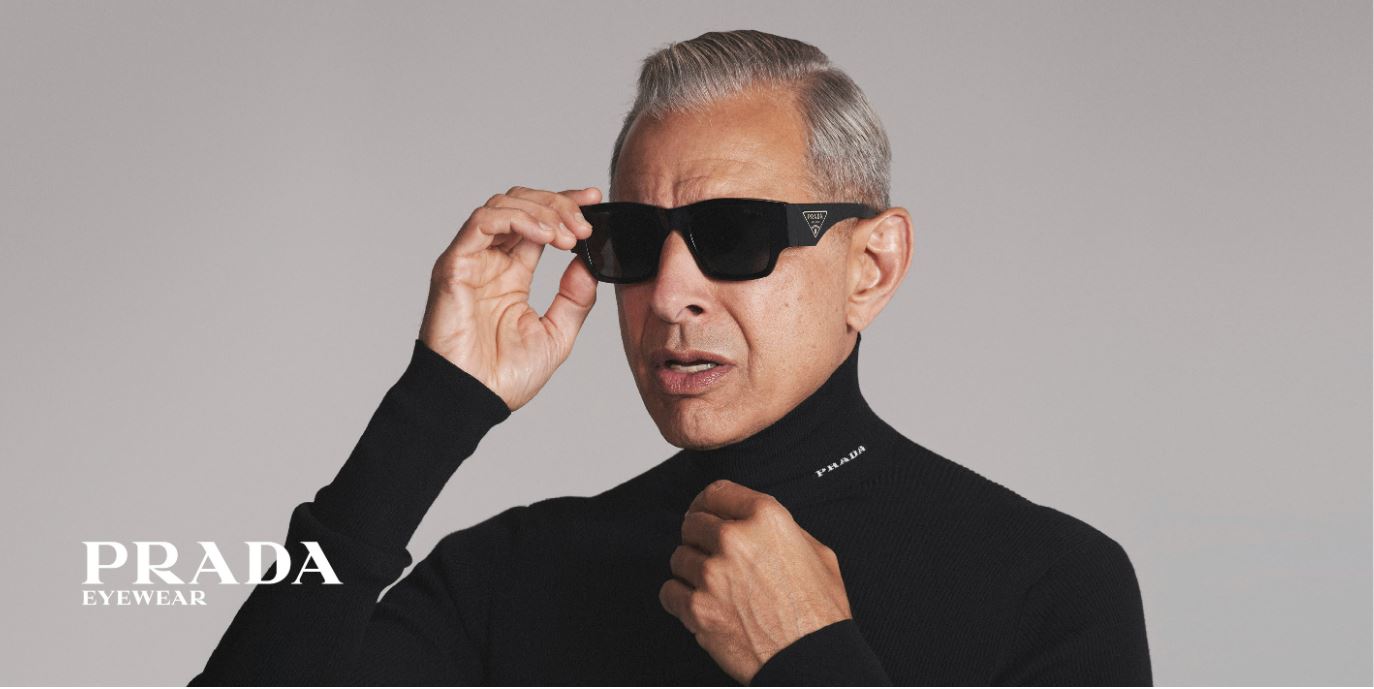 【グアムで購入】早い者勝ち！PRADA サングラス PR 26ZS サングラス ブラック | SmartBuyGlasses JP